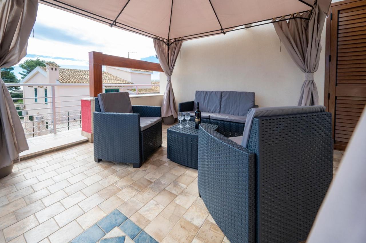 אבולה Villa Tonnara Vista Mare - Siciliavacanza מראה חיצוני תמונה